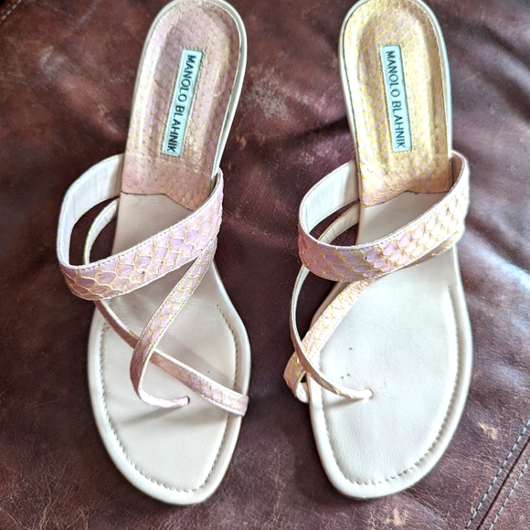 Manolo Blahnik Shoes - Manolo Blahnik